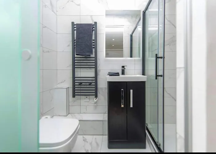 Entire In Apartament *